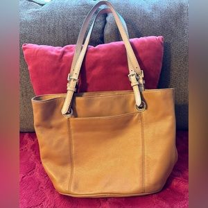 Michael Michael Kors EUC with normal wear bag with pocket on front